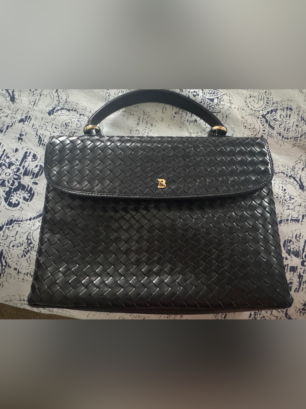 Bally Trimmed Woven Leather Top-Handle black bag. - Picture 2 of 10